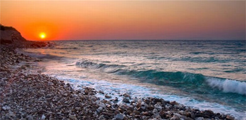 投资麻辣烫有没有前途，加盟方记麻辣烫值得吗